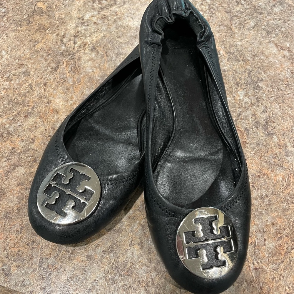 Tory Burch ballet flats 12M - black w/ silver logo